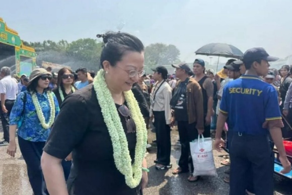  缅甸仰光泼水节多国使节共庆
